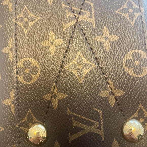 Louis Vuitton Monogram Montaigne BB - Picture 9 of 15